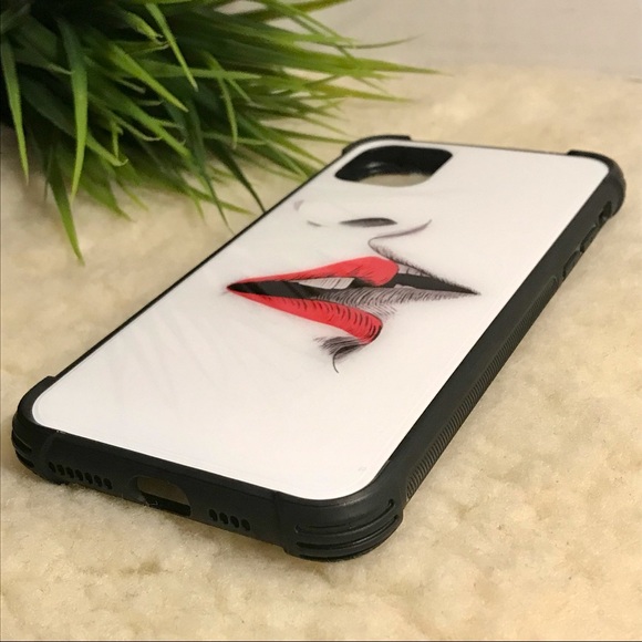 NEW iPhone 11 Pro Max Case In Love Kissing Design Phone Case - Picture 4 of 8